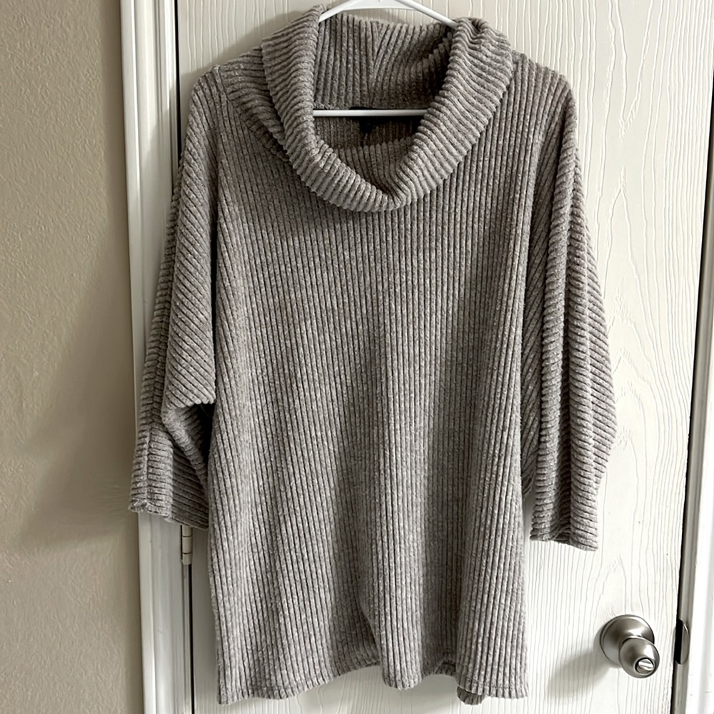Turtle neck sweater